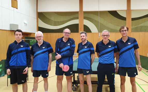 Hoheneck IV Tischtennismannschaft gegen Pleidelsheim